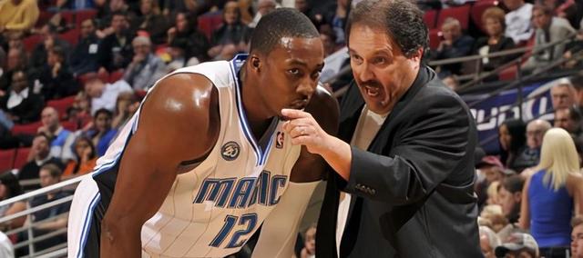 塑轮值与争 塑轮值与争